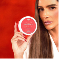 Esfoliante Íntimo Intt e Deborah Secco